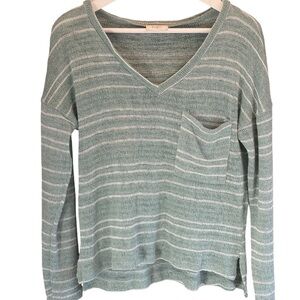 Everly Green White Striped Lightweight Sweater Size Medium